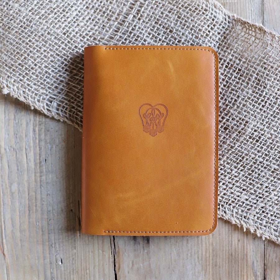 Avis Pocket Journal