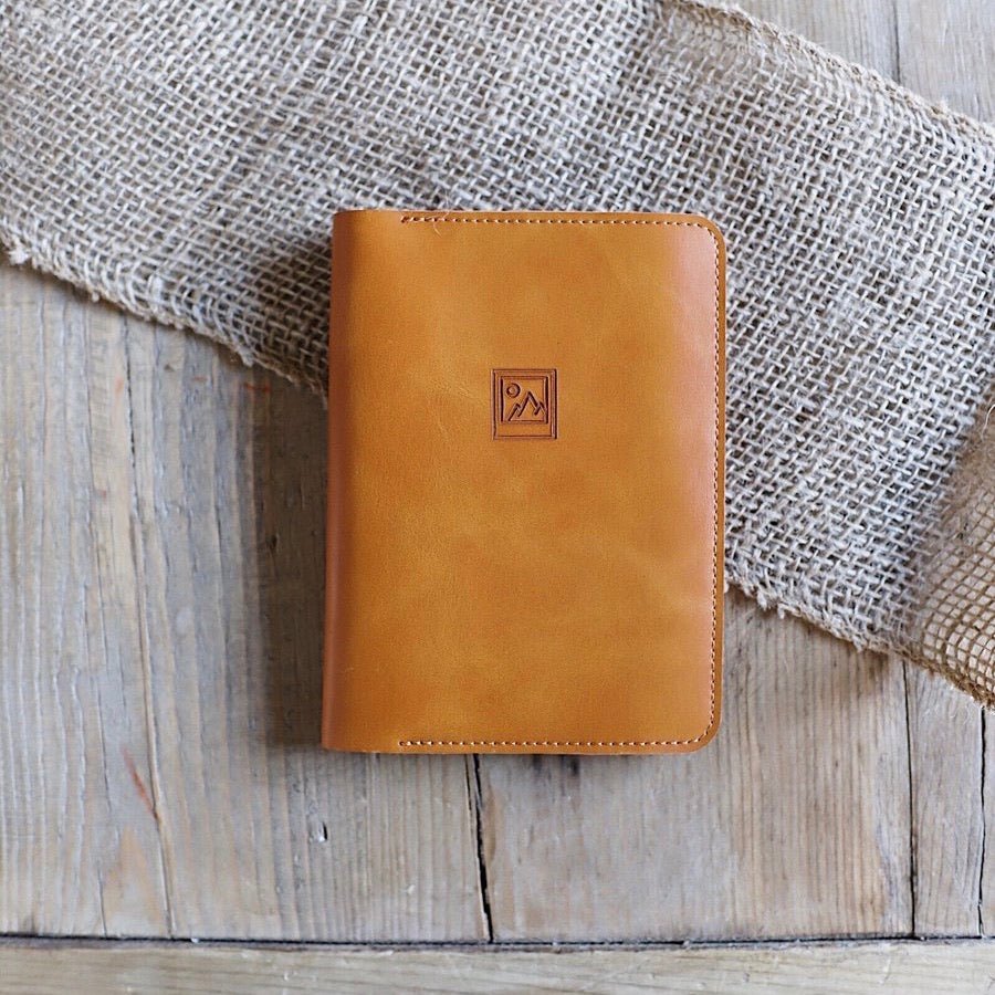 Avis Pocket Journal